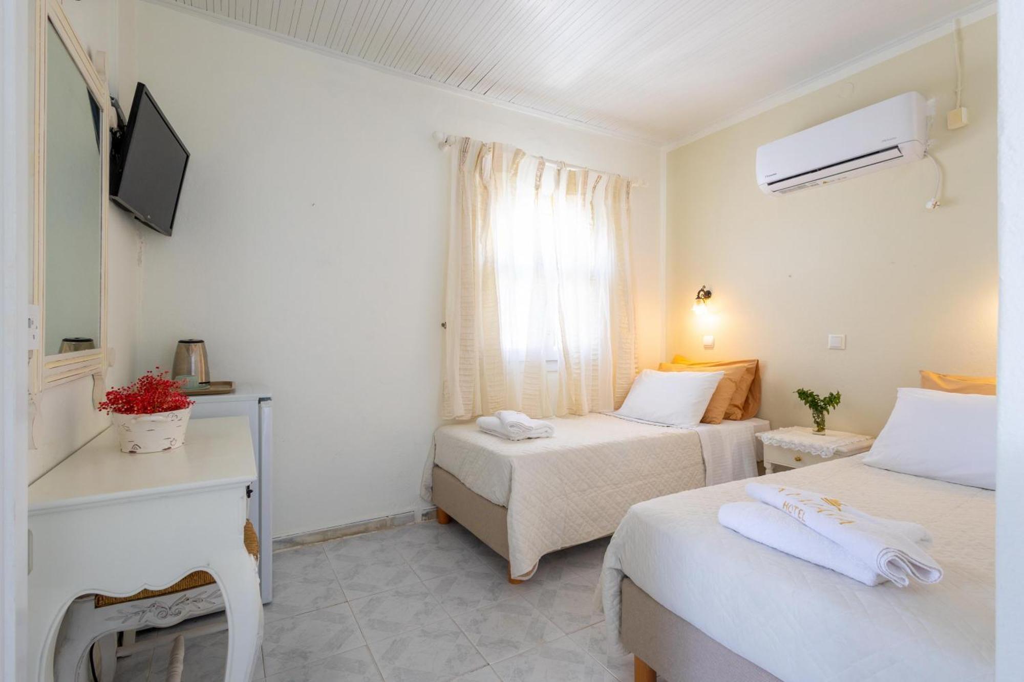 凯玛塔酒店 Naxos City 外观 照片