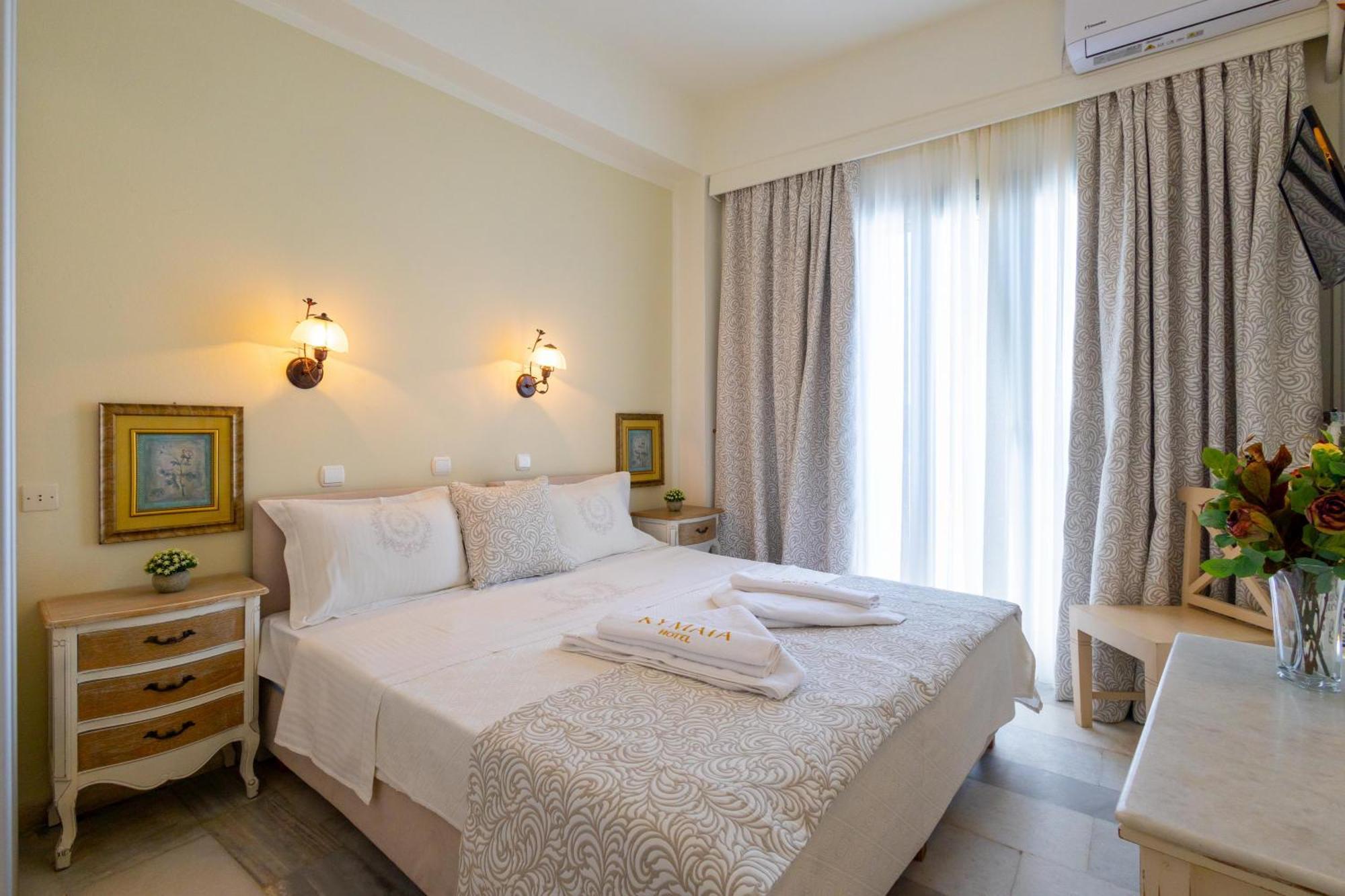 凯玛塔酒店 Naxos City 外观 照片