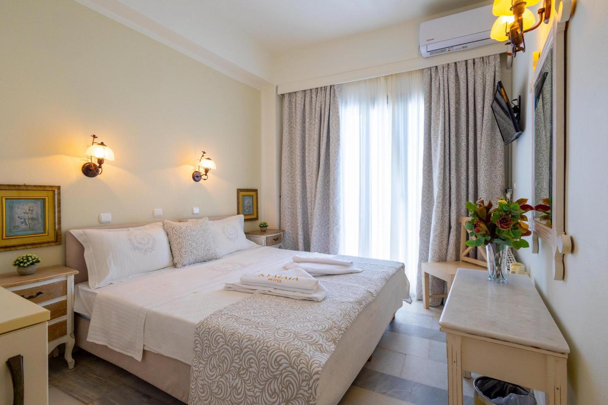 凯玛塔酒店 Naxos City 外观 照片