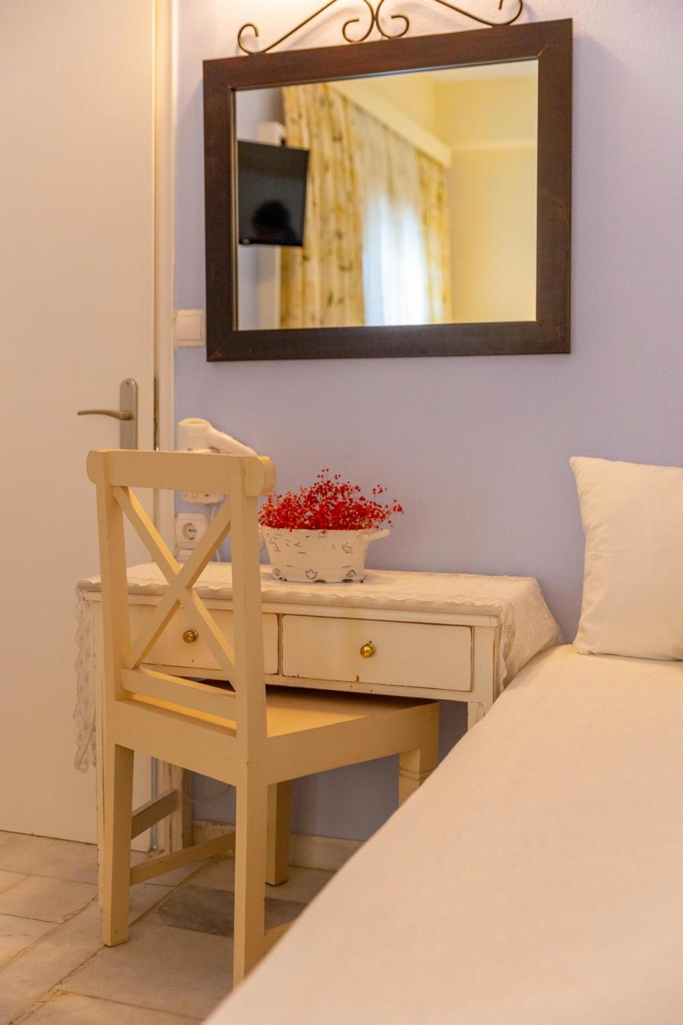 凯玛塔酒店 Naxos City 外观 照片