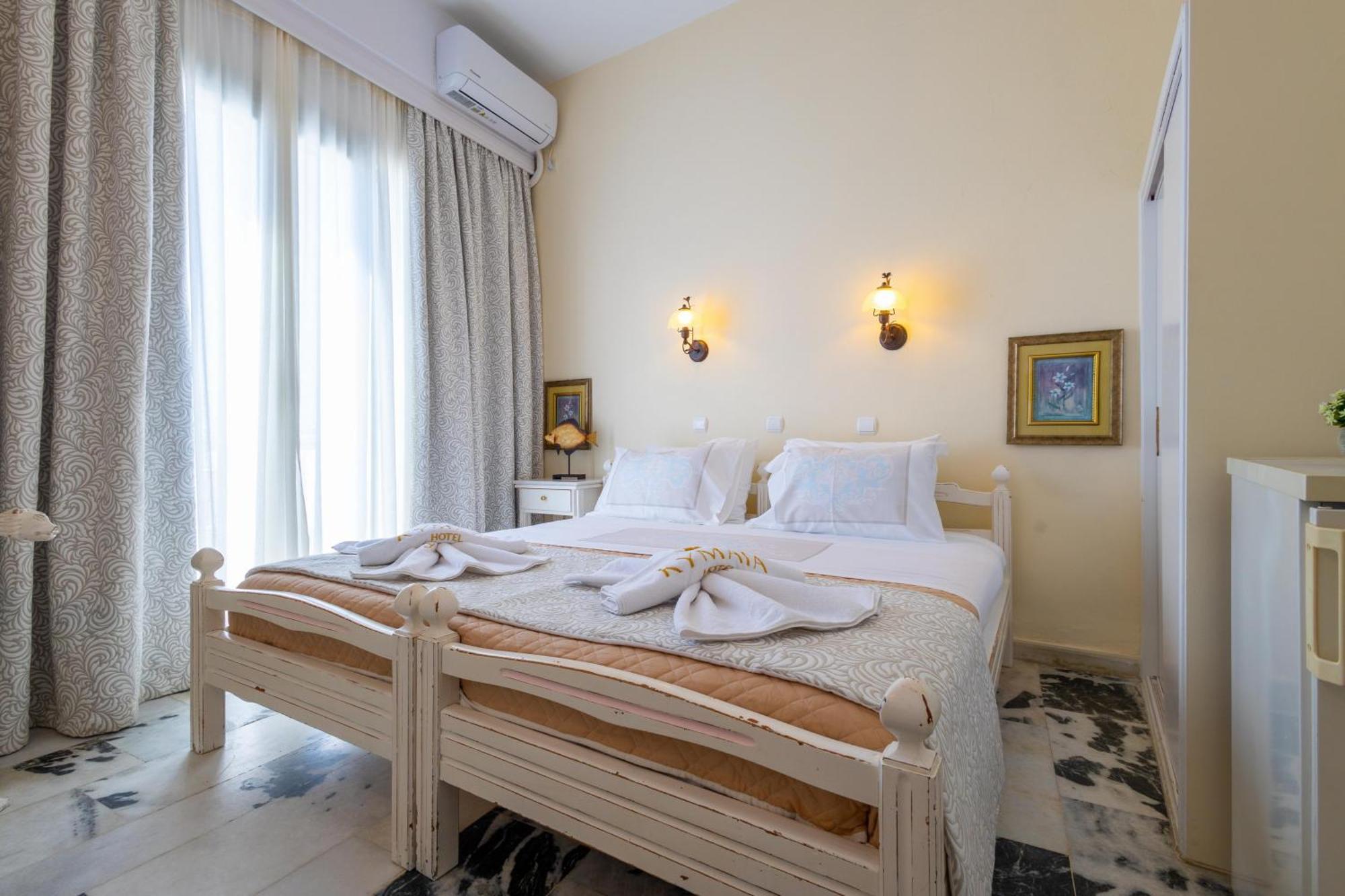 凯玛塔酒店 Naxos City 外观 照片